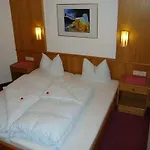 Baerolina Hotel 3*